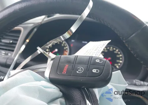 2016 Jeep Renegade Limited из США, поврежденный, VIN ZACCJBDT5GPD23362